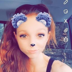 Meet your Posher, Casey